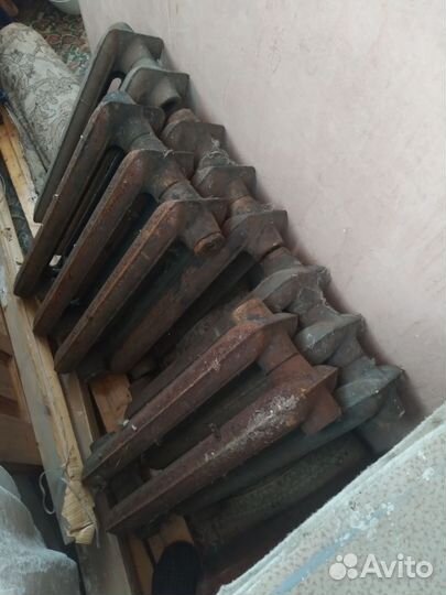 Батарея чугунная