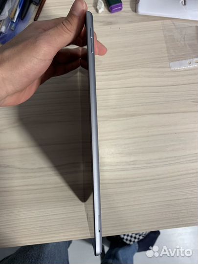 iPad 5 sim 128 gb