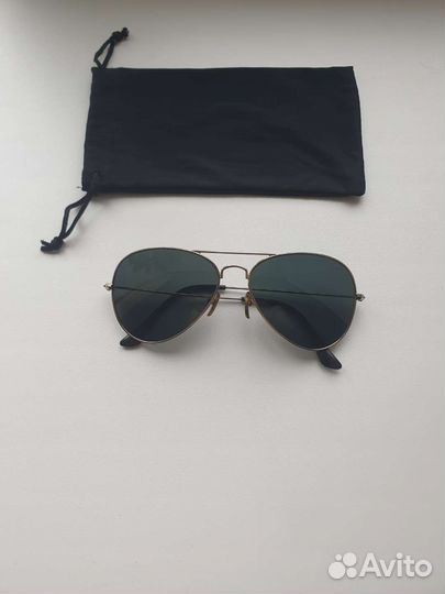 Солнцезащитные очки Aviator