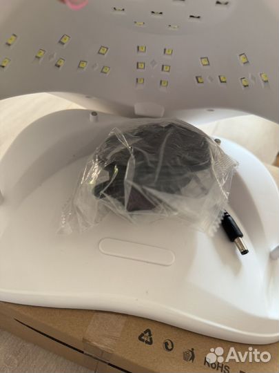 Лампа для ногтей