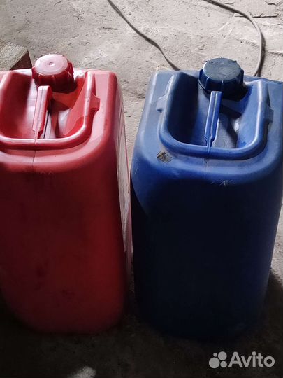 Канистры пластиковые высокой прочности