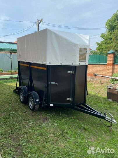 Прицеп коневоз