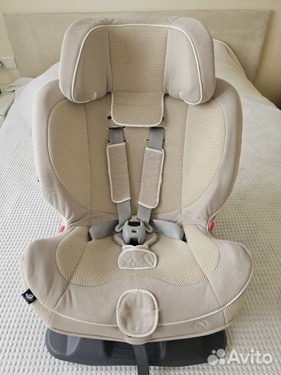 Автокресло carmate swing moon