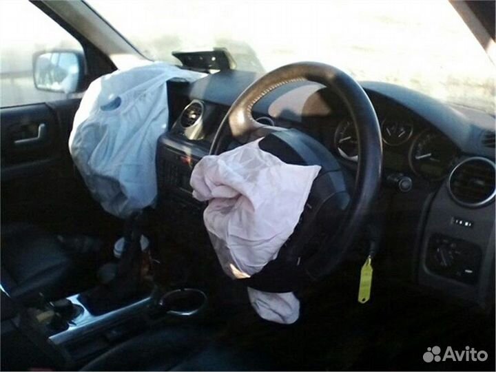 Разбор на запчасти Land Rover Discovery 3