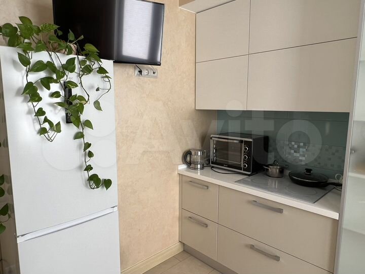 2-к. квартира, 60 м², 7/14 эт.