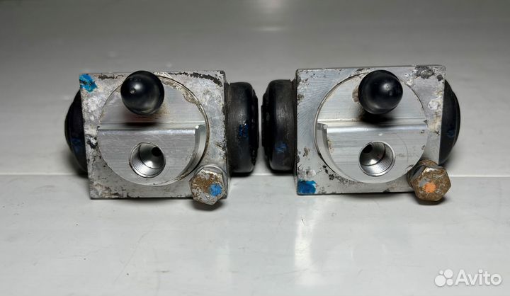 Рабочий тормозной цилиндр Nissan Almera G15