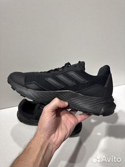 Adidas terrex 44