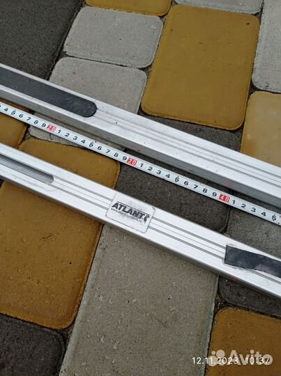 Поперечины багажника на рейлинги автомобиля