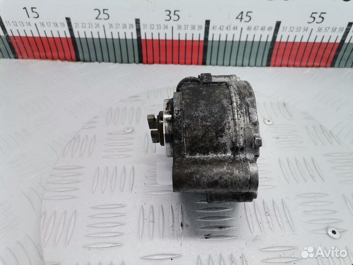 Насос вакуумный Citroen C3 Picasso 2005