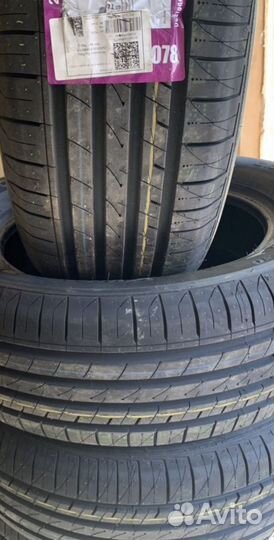 Bars UZ200 215/60 R16 95V