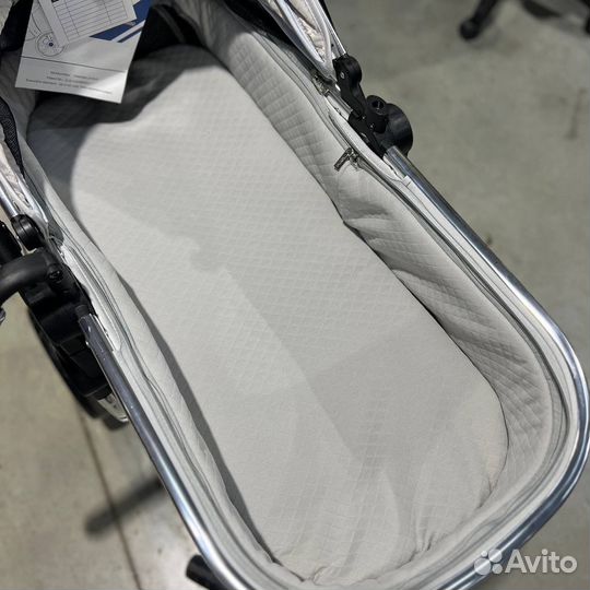 Новая коляска трансформер 2в1 серебристая эко кожа