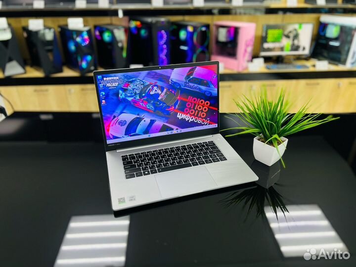 Новый ноутбук 15,6