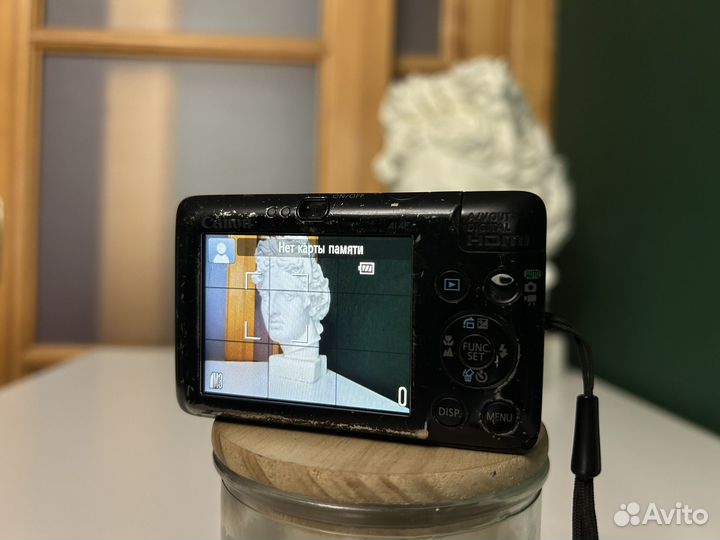 Компактный цифровой фотоаппарат Canon ixus 100 IS