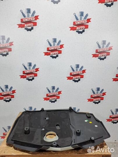 Декоративная крышка двигателя Mercedes Glc-Class