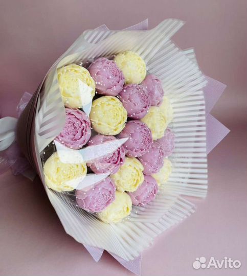 Букет из шоколадных пионов