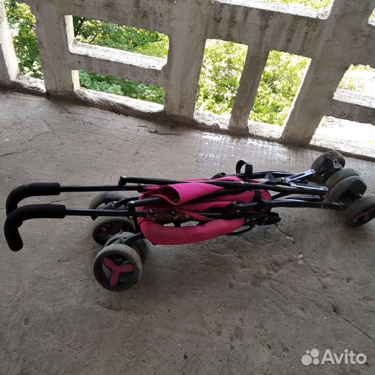 Прогулочная коляска трость