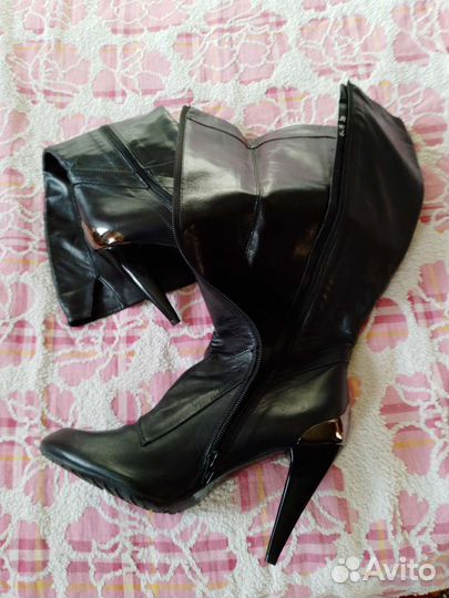 Сапоги женские,чистая кожа новые