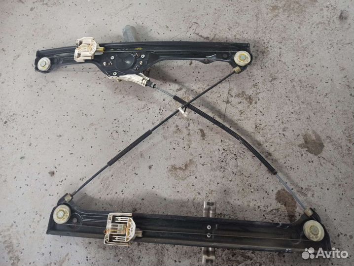 Стеклоподъемник электрический передний левый BMW X