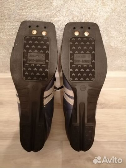 Продаю лыжи