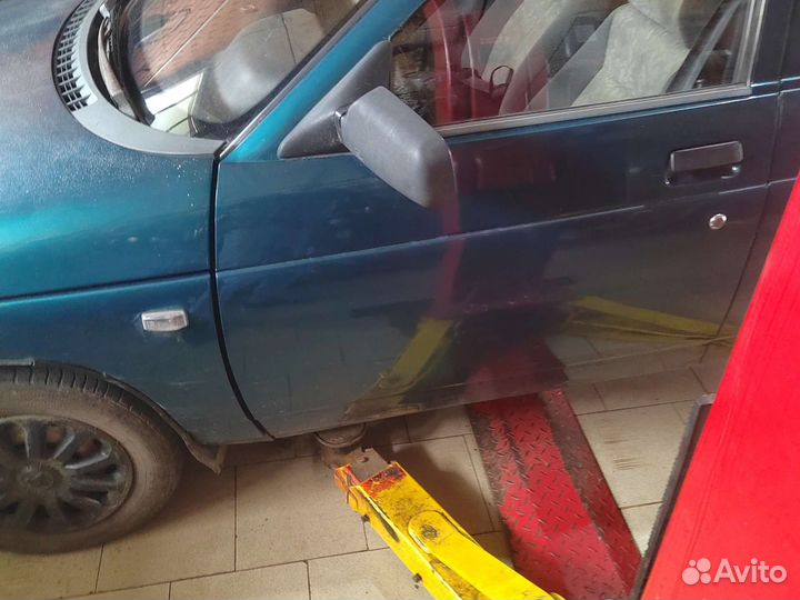 ВАЗ 2110 1.5 МТ, 2001, 210 000 км