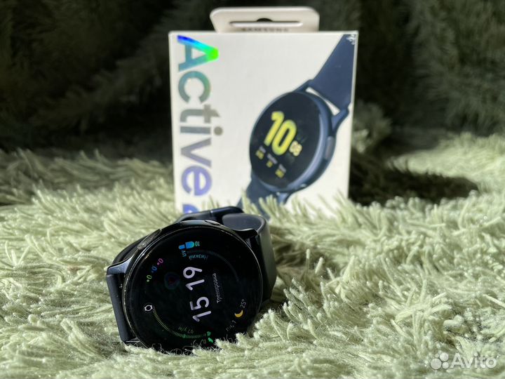 Смарт часы Samsung Galaxy Watch Active 2