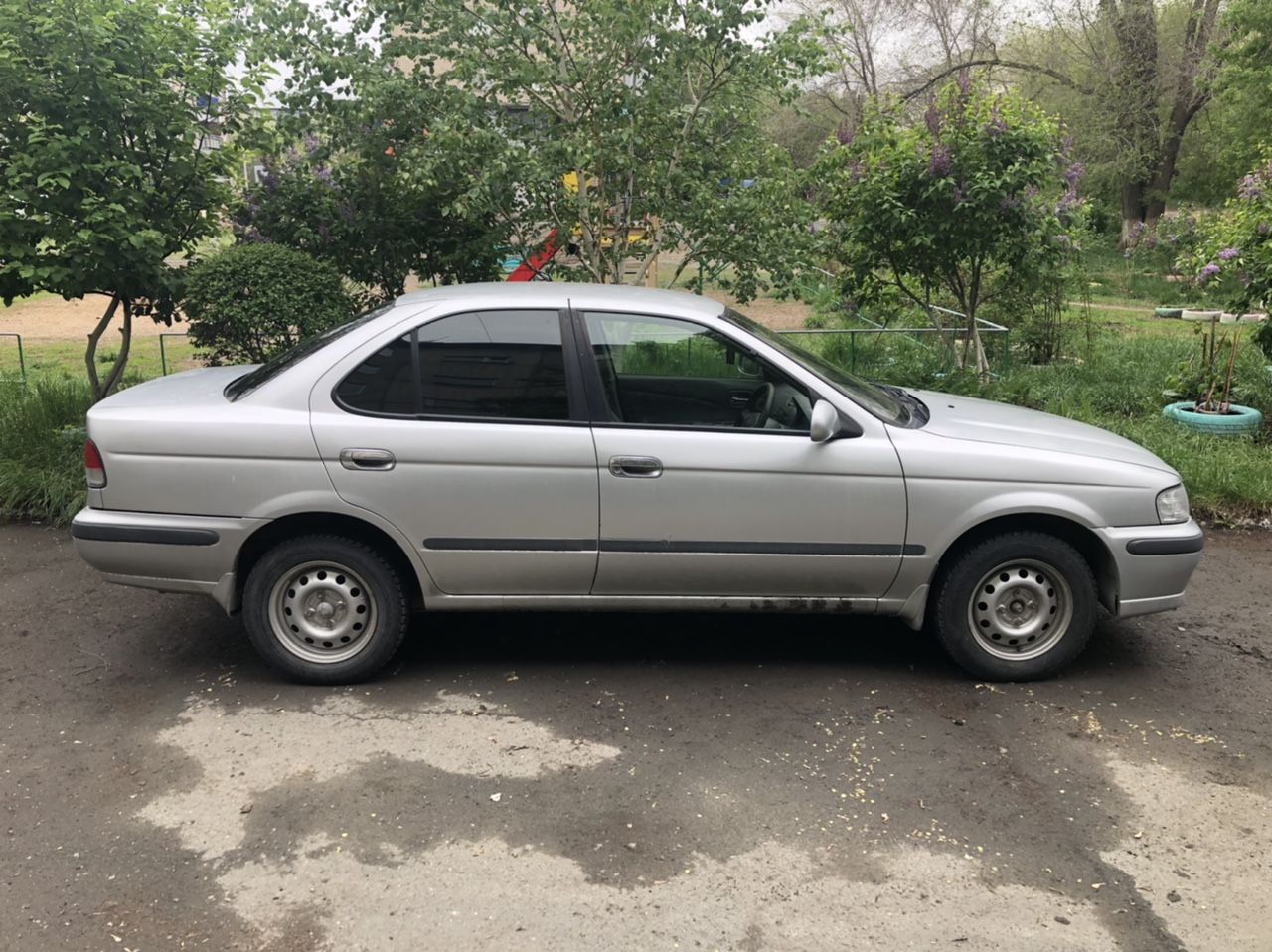 Nissan Sunny: фото владельца