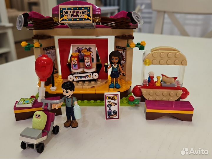 Lego friends 41334 Сцена Андреа в парке