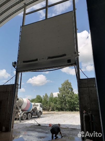 Ворота на склад