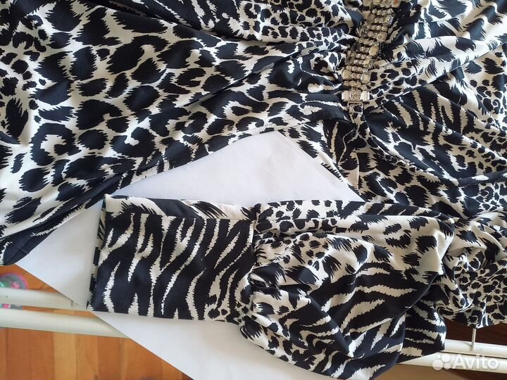 Платье нарядное р.44-46