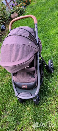 Коляска прогулочная Joie Mytrax Flex Signature