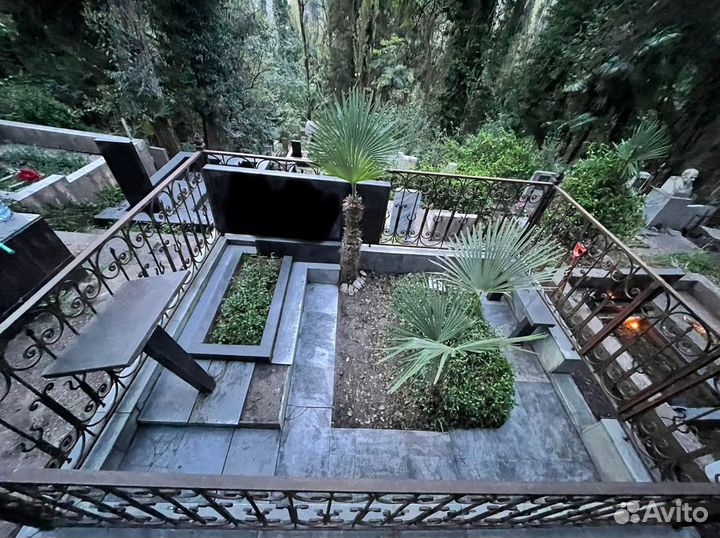 Уборка могил