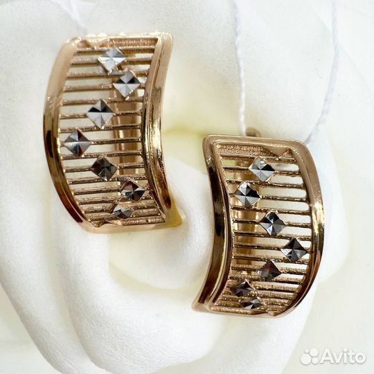 Золотые серьги