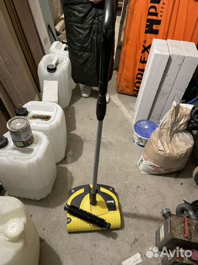 Продам электовеник Karcher K55