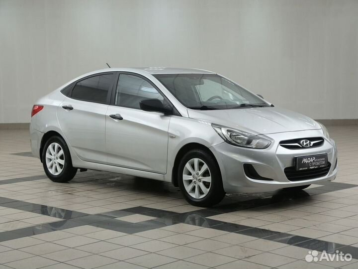 Hyundai Solaris 1.6 AT, 2013, 199 000 км