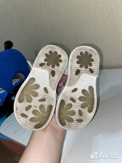 Сандалии для девочки 22 размер