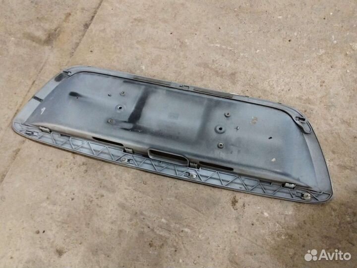 Рамка заднего номера W220