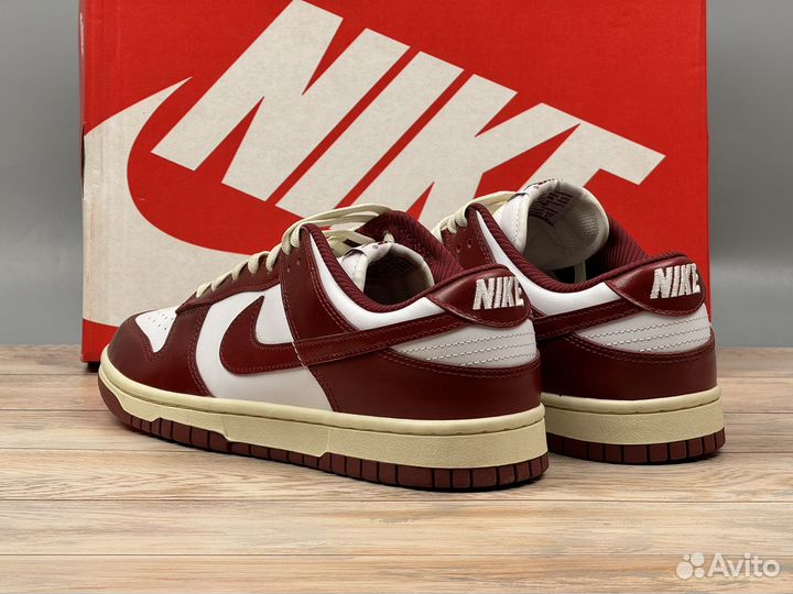 Кроссовки Nike Dunk Low Premium Vintage Red