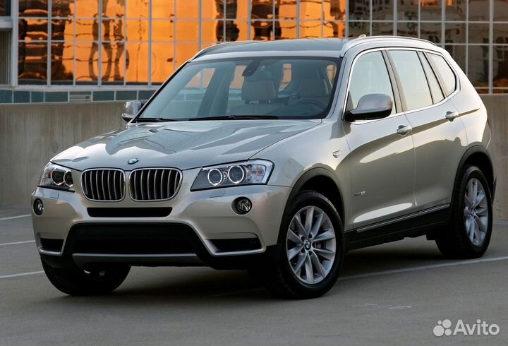 Стекло лобовое BMW X3 F25 10-12