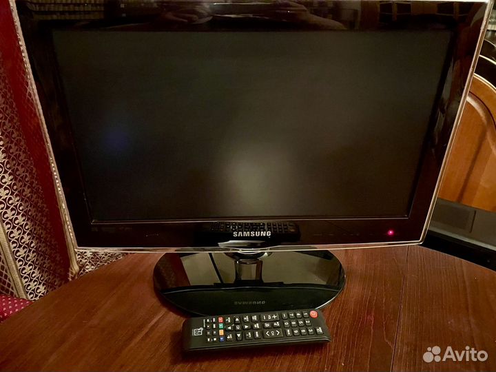 Тв samsung ue19c4000pw