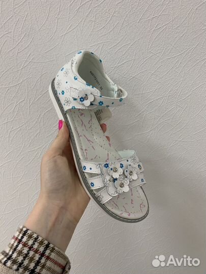 Босоножки для девочки