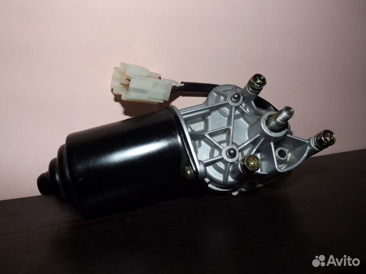 Мотор стеклоочистителя nissan