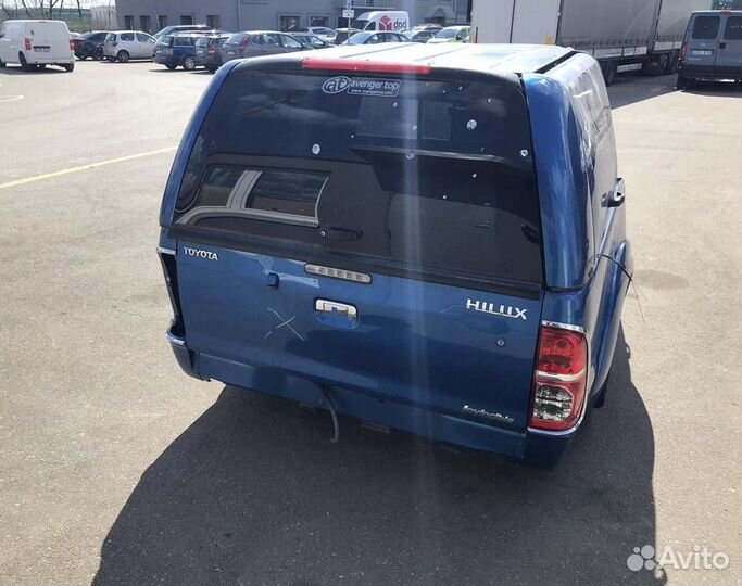 Toyota Hilux viii 2016 г по запчастям