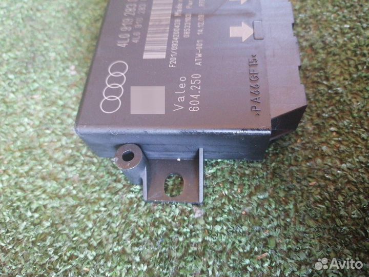 Блок управления парктроником Audi A6 C6 ccea 2010