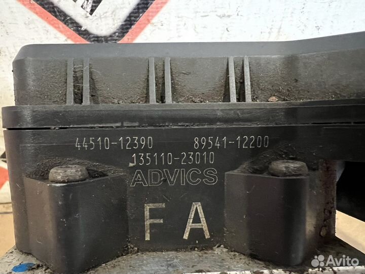 Блок ABS Toyota Corolla 150