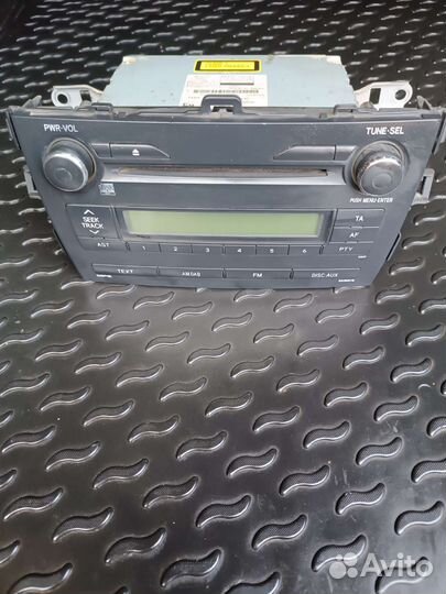 Магнитола штатная