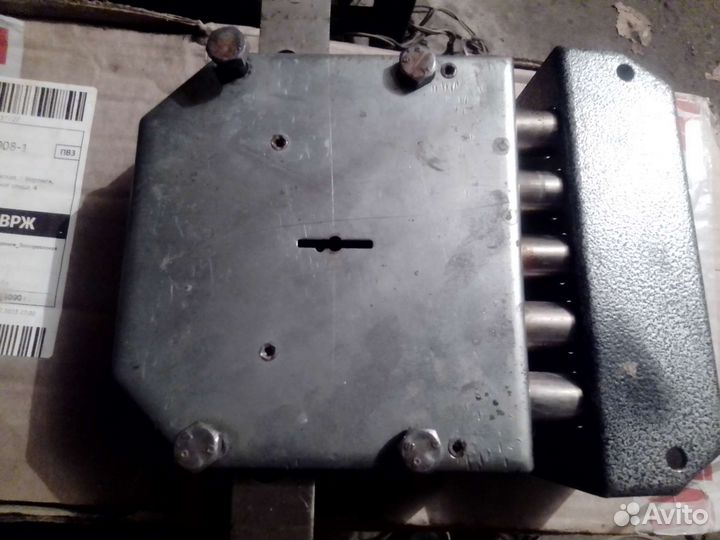 Замок дверной,сувальдный 5 стержней class Германия