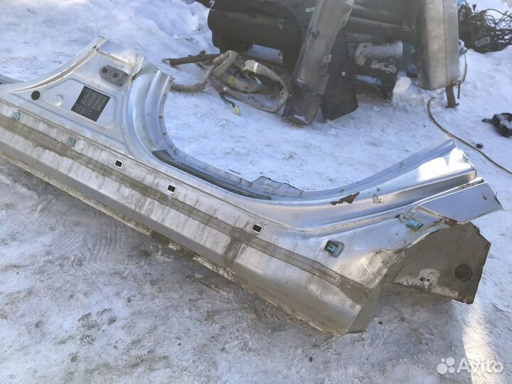 Порог левый hyundai ix 35 1 2013г