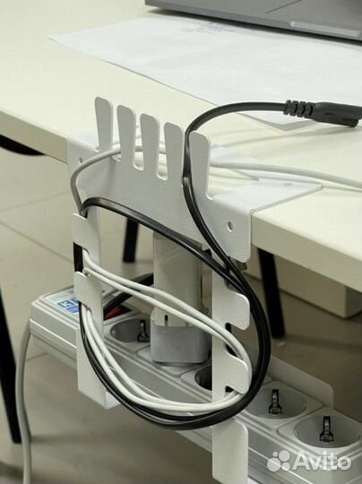 Держатель для проводов