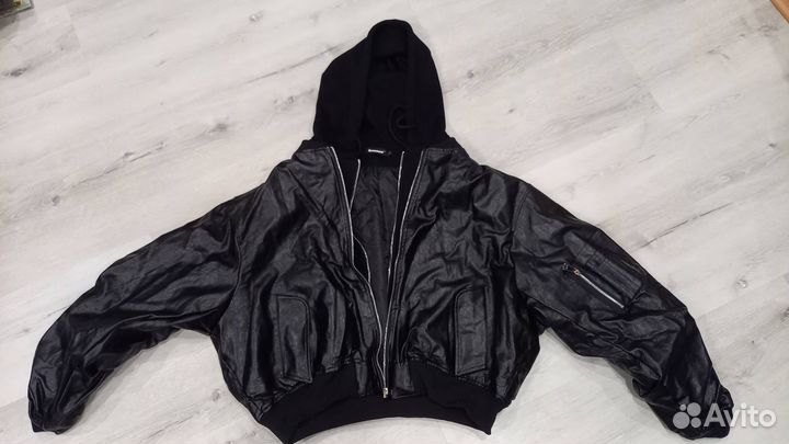 Бомбер balenciaga type размер М в наличии
