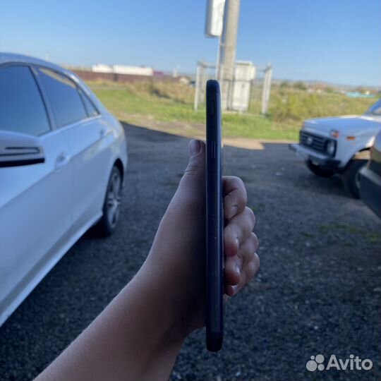 Samsung Galaxy J5 Prime, 2/16 ГБ